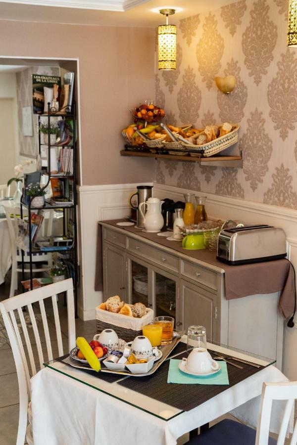 Hotel Henri IV Sully-sur-Loire Luaran gambar